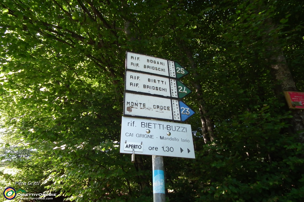 02 Sentiero 24 per il Rif. Bietti.JPG